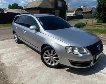 Сірий Фольксваген Пассат Варіант, об'ємом двигуна 1.6 л та пробігом 218 тис. км за 4700 $, фото 1 на Automoto.ua
