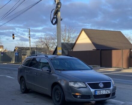 Серый Фольксваген Пассат Вариант, объемом двигателя 2 л и пробегом 240 тыс. км за 2900 $, фото 2 на Automoto.ua