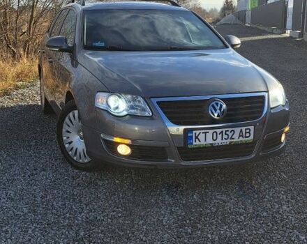 Сірий Фольксваген Пассат Варіант, об'ємом двигуна 2 л та пробігом 380 тис. км за 4250 $, фото 2 на Automoto.ua