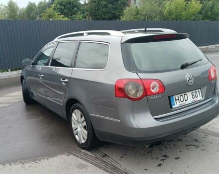 Серый Фольксваген Пассат Вариант, объемом двигателя 2 л и пробегом 320 тыс. км за 2200 $, фото 1 на Automoto.ua