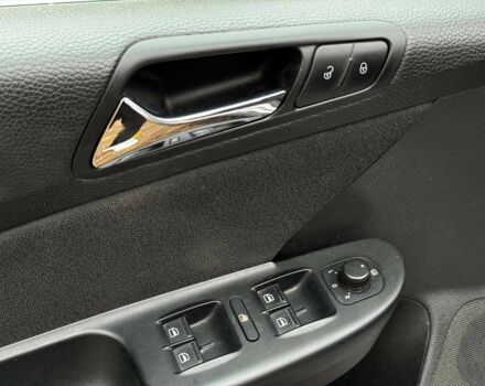 Сірий Фольксваген Пассат Варіант, об'ємом двигуна 1.8 л та пробігом 249 тис. км за 5990 $, фото 12 на Automoto.ua