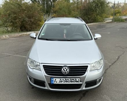 Сірий Фольксваген Пассат Варіант, об'ємом двигуна 2 л та пробігом 284 тис. км за 5200 $, фото 1 на Automoto.ua