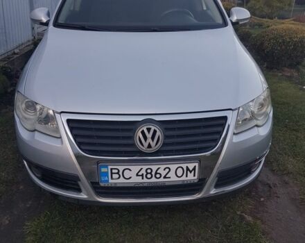 Сірий Фольксваген Пассат Варіант, об'ємом двигуна 2 л та пробігом 225 тис. км за 4500 $, фото 1 на Automoto.ua