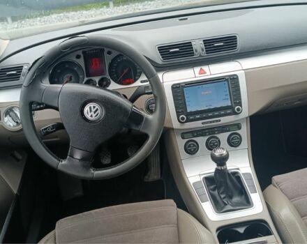 Серый Фольксваген Пассат Вариант, объемом двигателя 2 л и пробегом 320 тыс. км за 2200 $, фото 4 на Automoto.ua