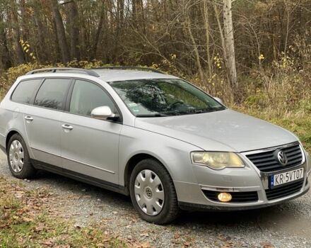 Серый Фольксваген Пассат Вариант, объемом двигателя 2 л и пробегом 299 тыс. км за 2950 $, фото 2 на Automoto.ua