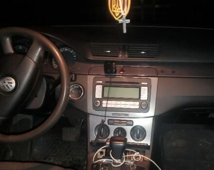 Сірий Фольксваген Пассат Варіант, об'ємом двигуна 2 л та пробігом 275 тис. км за 5500 $, фото 9 на Automoto.ua