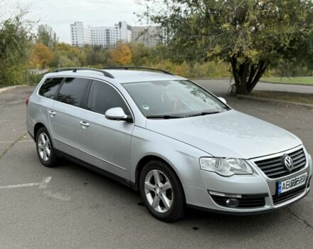 Сірий Фольксваген Пассат Варіант, об'ємом двигуна 2 л та пробігом 284 тис. км за 5200 $, фото 2 на Automoto.ua