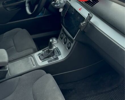 Сірий Фольксваген Пассат Варіант, об'ємом двигуна 2 л та пробігом 284 тис. км за 5200 $, фото 6 на Automoto.ua