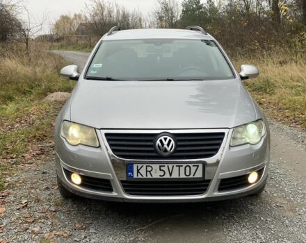 Серый Фольксваген Пассат Вариант, объемом двигателя 2 л и пробегом 299 тыс. км за 2950 $, фото 1 на Automoto.ua