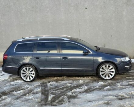 Серый Фольксваген Пассат Вариант, объемом двигателя 2 л и пробегом 233 тыс. км за 2010 $, фото 4 на Automoto.ua