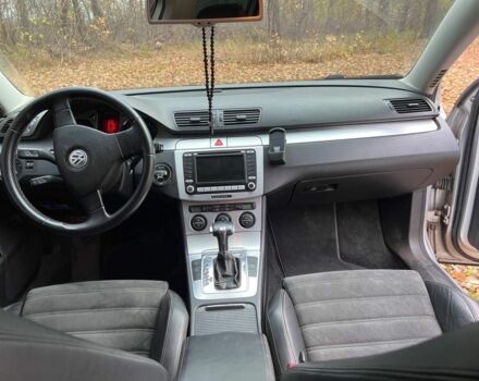 Сірий Фольксваген Пассат Варіант, об'ємом двигуна 2 л та пробігом 294 тис. км за 5700 $, фото 4 на Automoto.ua