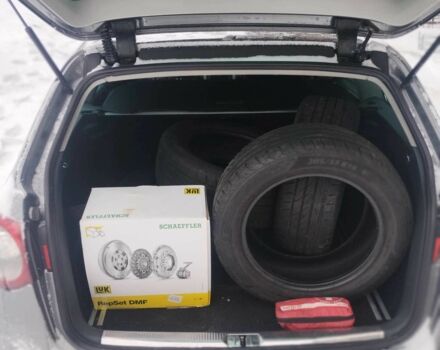 Сірий Фольксваген Пассат Варіант, об'ємом двигуна 2 л та пробігом 350 тис. км за 3300 $, фото 5 на Automoto.ua