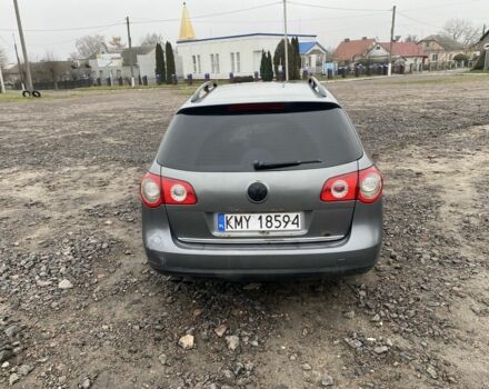 Сірий Фольксваген Пассат Варіант, об'ємом двигуна 2 л та пробігом 300 тис. км за 1650 $, фото 5 на Automoto.ua