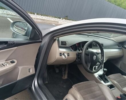 Серый Фольксваген Пассат Вариант, объемом двигателя 2 л и пробегом 320 тыс. км за 2200 $, фото 6 на Automoto.ua