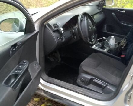 Серый Фольксваген Пассат Вариант, объемом двигателя 2 л и пробегом 333 тыс. км за 2500 $, фото 4 на Automoto.ua