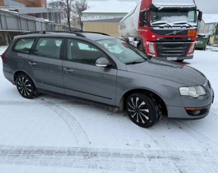 Серый Фольксваген Пассат Вариант, объемом двигателя 1.9 л и пробегом 300 тыс. км за 2950 $, фото 2 на Automoto.ua