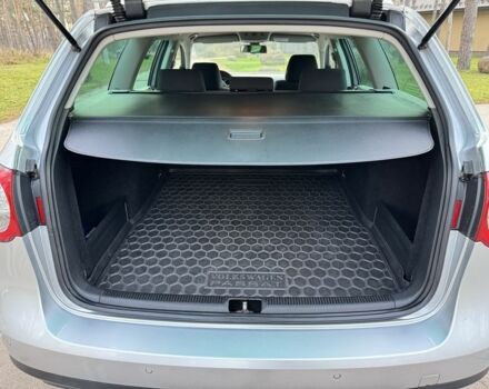 Сірий Фольксваген Пассат Варіант, об'ємом двигуна 2 л та пробігом 278 тис. км за 7800 $, фото 9 на Automoto.ua