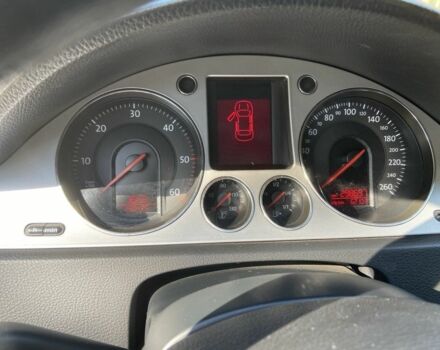 Серый Фольксваген Пассат Вариант, объемом двигателя 2 л и пробегом 298 тыс. км за 6200 $, фото 5 на Automoto.ua