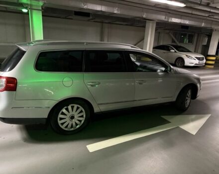 Серый Фольксваген Пассат Вариант, объемом двигателя 2 л и пробегом 300 тыс. км за 3150 $, фото 4 на Automoto.ua