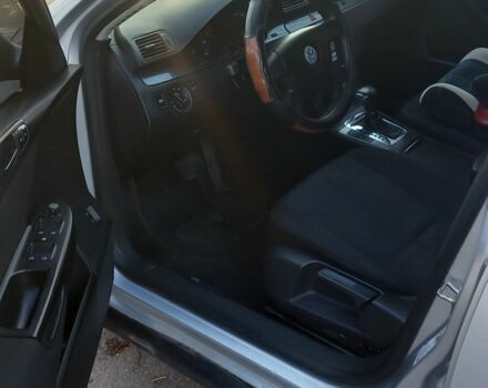 Сірий Фольксваген Пассат Варіант, об'ємом двигуна 2 л та пробігом 280 тис. км за 5600 $, фото 4 на Automoto.ua