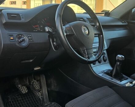 Серый Фольксваген Пассат Вариант, объемом двигателя 2 л и пробегом 314 тыс. км за 2957 $, фото 15 на Automoto.ua