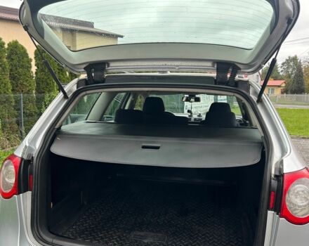 Серый Фольксваген Пассат Вариант, объемом двигателя 2 л и пробегом 350 тыс. км за 5500 $, фото 5 на Automoto.ua