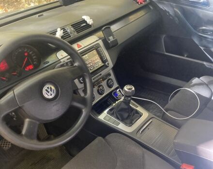 Серый Фольксваген Пассат Вариант, объемом двигателя 2 л и пробегом 365 тыс. км за 5000 $, фото 6 на Automoto.ua