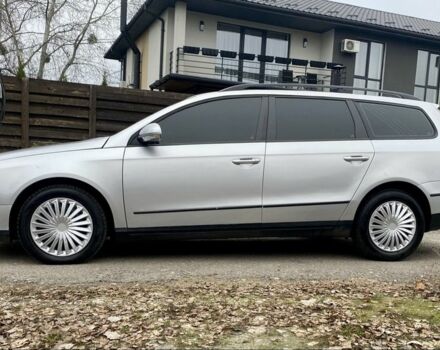 Серый Фольксваген Пассат Вариант, объемом двигателя 1.6 л и пробегом 219 тыс. км за 4900 $, фото 2 на Automoto.ua