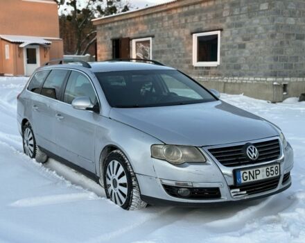 Сірий Фольксваген Пассат Варіант, об'ємом двигуна 2 л та пробігом 300 тис. км за 2300 $, фото 1 на Automoto.ua