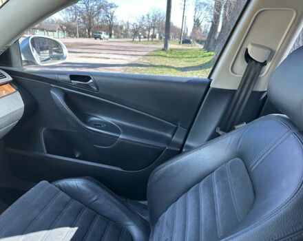 Сірий Фольксваген Пассат Варіант, об'ємом двигуна 2 л та пробігом 370 тис. км за 6500 $, фото 8 на Automoto.ua