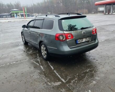 Сірий Фольксваген Пассат Варіант, об'ємом двигуна 2 л та пробігом 288 тис. км за 2100 $, фото 1 на Automoto.ua