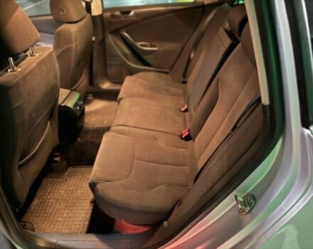 Серый Фольксваген Пассат Вариант, объемом двигателя 2 л и пробегом 300 тыс. км за 3150 $, фото 22 на Automoto.ua