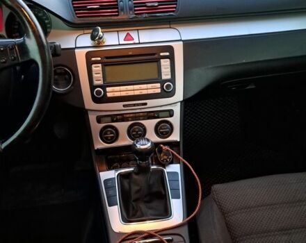 Фольксваген Пассат Вариант 2007 в Калиновке на Automoto.ua Серый Фольксваген Пассат Вариант, объемом двигателя 2 л и пробегом 291 тыс. км за 6300 $, фото 18 на Automoto.ua