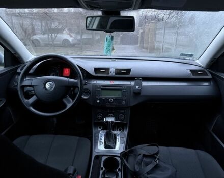 Сірий Фольксваген Пассат Варіант, об'ємом двигуна 2 л та пробігом 300 тис. км за 2950 $, фото 11 на Automoto.ua