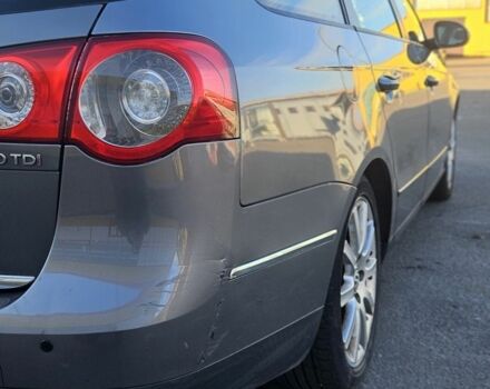 Серый Фольксваген Пассат Вариант, объемом двигателя 2 л и пробегом 314 тыс. км за 2957 $, фото 9 на Automoto.ua