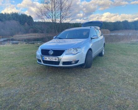 Серый Фольксваген Пассат Вариант, объемом двигателя 2 л и пробегом 275 тыс. км за 5700 $, фото 1 на Automoto.ua