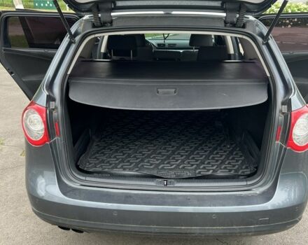 Сірий Фольксваген Пассат Варіант, об'ємом двигуна 2 л та пробігом 305 тис. км за 5800 $, фото 7 на Automoto.ua