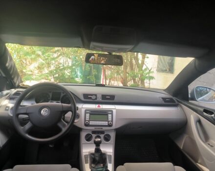 Фольксваген Пассат Варіант 2008 у Изюме на Automoto.ua Сірий Фольксваген Пассат Варіант, об'ємом двигуна 2 л та пробігом 193 тис. км за 7500 $, фото 5 на Automoto.ua