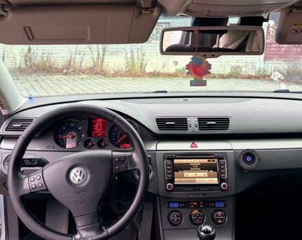 Серый Фольксваген Пассат Вариант, объемом двигателя 2 л и пробегом 340 тыс. км за 6700 $, фото 4 на Automoto.ua