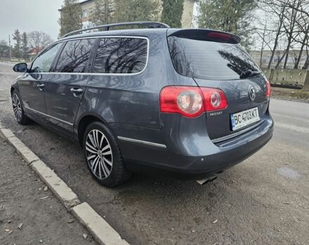 Серый Фольксваген Пассат Вариант, объемом двигателя 2 л и пробегом 300 тыс. км за 4950 $, фото 2 на Automoto.ua