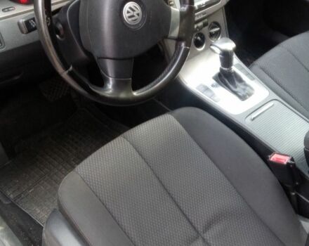 Серый Фольксваген Пассат Вариант, объемом двигателя 2 л и пробегом 290 тыс. км за 3600 $, фото 13 на Automoto.ua