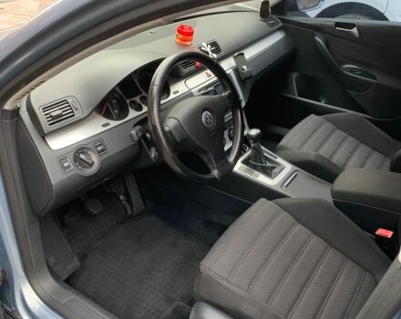 Сірий Фольксваген Пассат Варіант, об'ємом двигуна 2 л та пробігом 348 тис. км за 6400 $, фото 6 на Automoto.ua