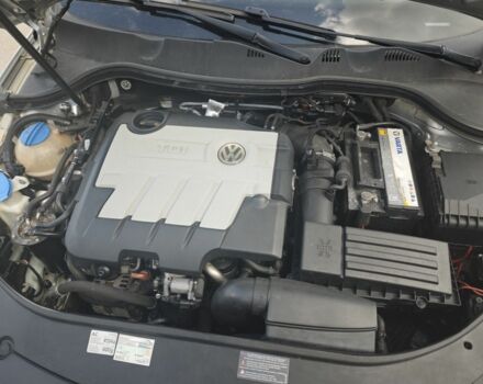 Серый Фольксваген Пассат Вариант, объемом двигателя 2 л и пробегом 290 тыс. км за 3600 $, фото 6 на Automoto.ua