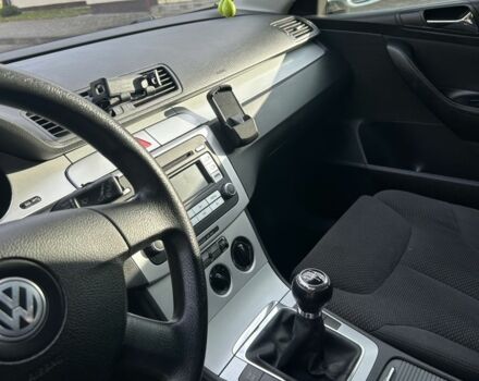 Серый Фольксваген Пассат Вариант, объемом двигателя 2 л и пробегом 213 тыс. км за 6000 $, фото 10 на Automoto.ua