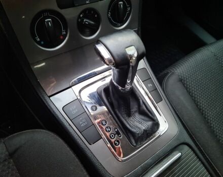 Сірий Фольксваген Пассат Варіант, об'ємом двигуна 2 л та пробігом 291 тис. км за 4500 $, фото 22 на Automoto.ua