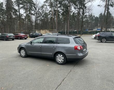 Серый Фольксваген Пассат Вариант, объемом двигателя 2 л и пробегом 200 тыс. км за 1800 $, фото 3 на Automoto.ua