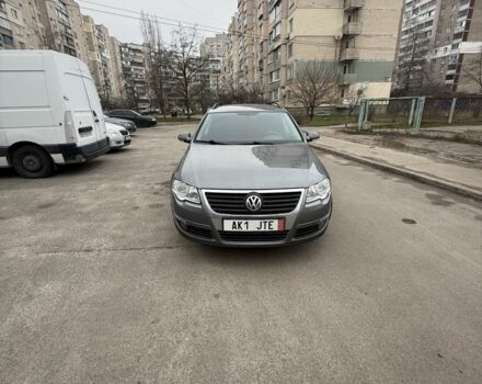 Сірий Фольксваген Пассат Варіант, об'ємом двигуна 1.9 л та пробігом 320 тис. км за 3300 $, фото 1 на Automoto.ua