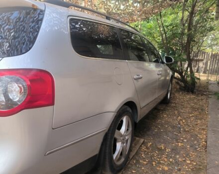 Фольксваген Пассат Варіант 2008 у Изюме на Automoto.ua Сірий Фольксваген Пассат Варіант, об'ємом двигуна 2 л та пробігом 193 тис. км за 7500 $, фото 2 на Automoto.ua