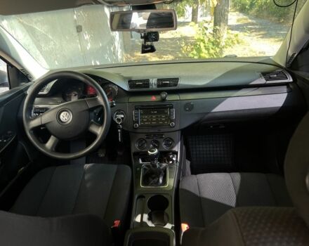 Сірий Фольксваген Пассат Варіант, об'ємом двигуна 2 л та пробігом 370 тис. км за 3199 $, фото 8 на Automoto.ua