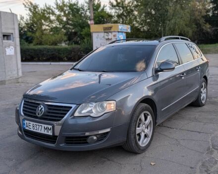 Сірий Фольксваген Пассат Варіант, об'ємом двигуна 2 л та пробігом 262 тис. км за 7999 $, фото 2 на Automoto.ua